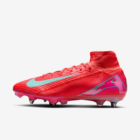 Soft Ground Football Boots. Nike CA